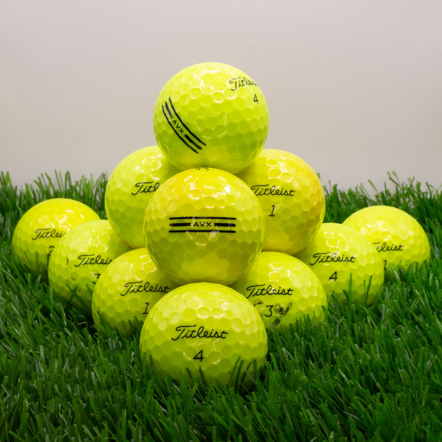 Titleist AVX Fluro