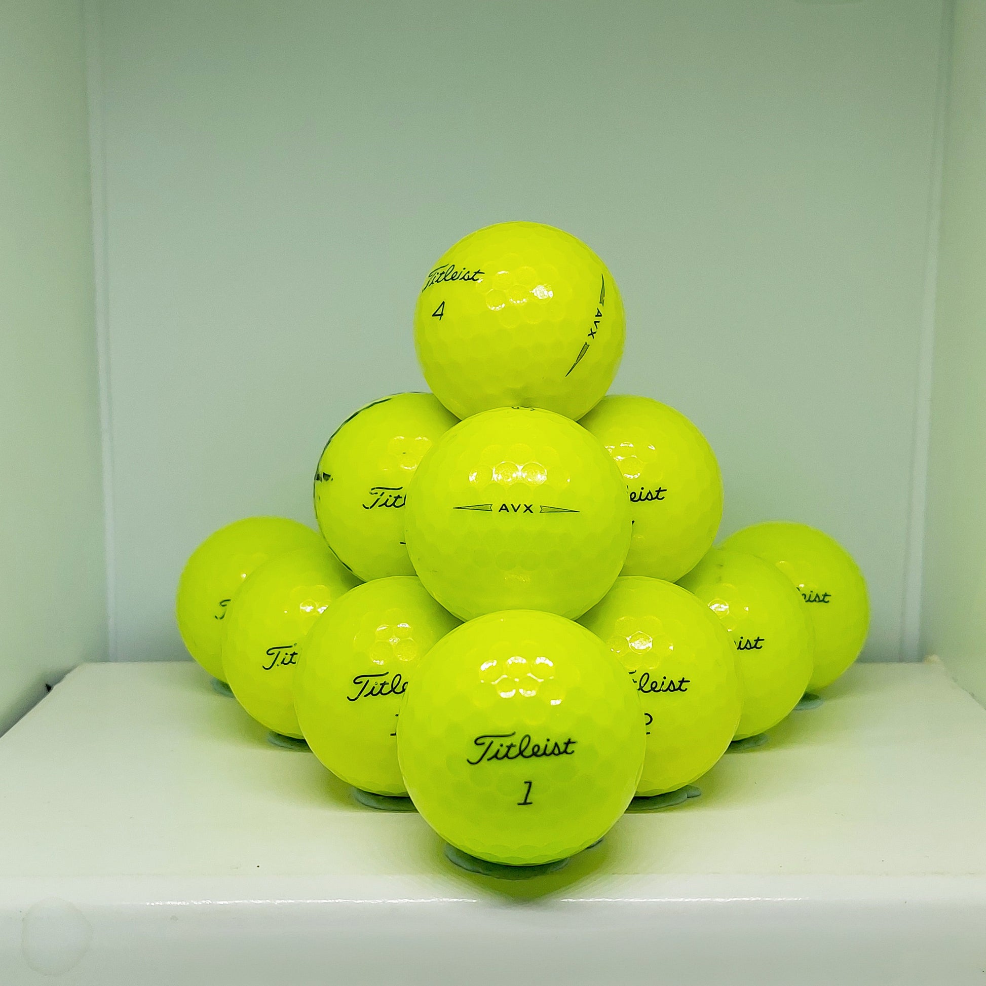 Titleist AVX Fluro 12 A Grade Balls Grade