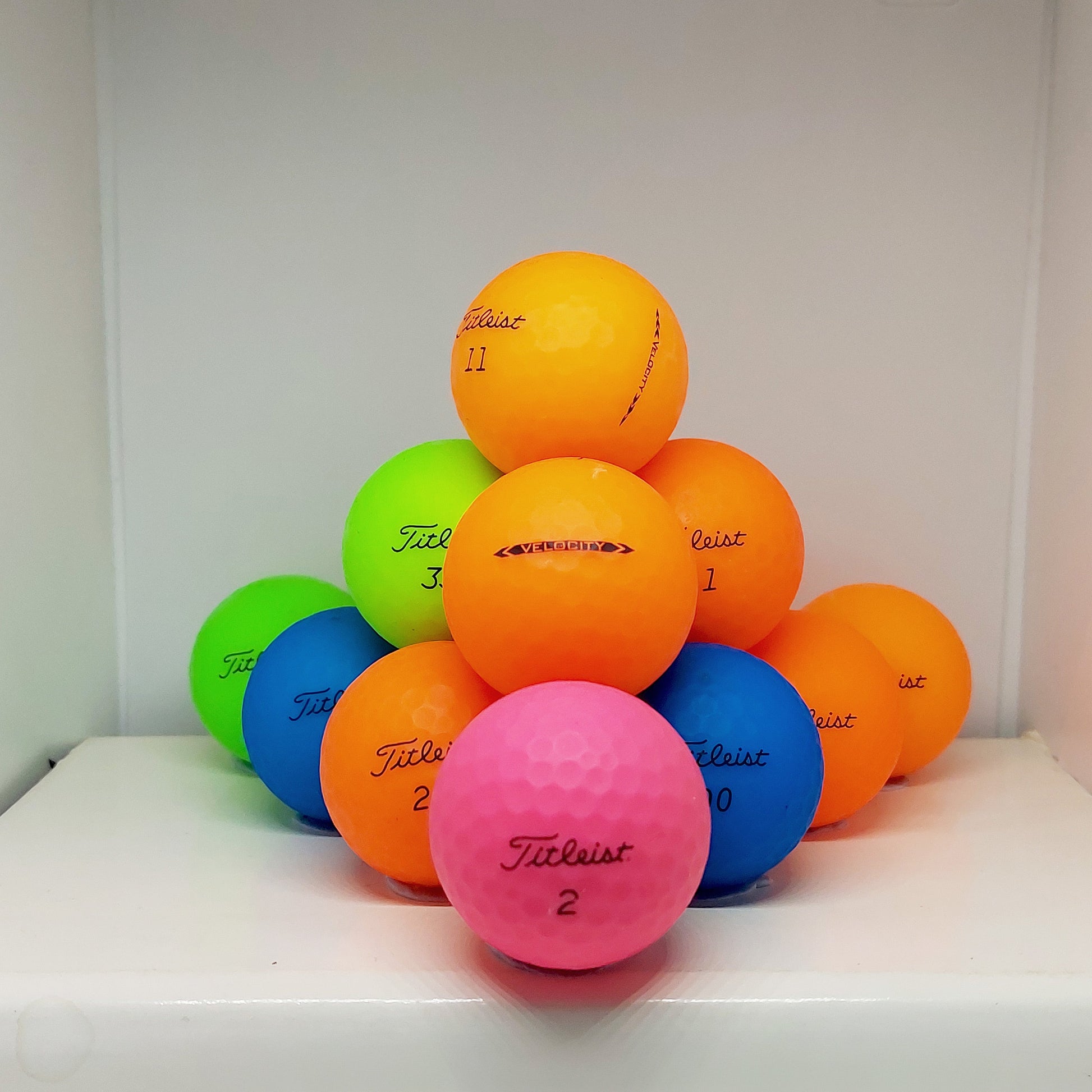 Titleist Velocity Various Matte 12 B/Practice Grade Balls Grade